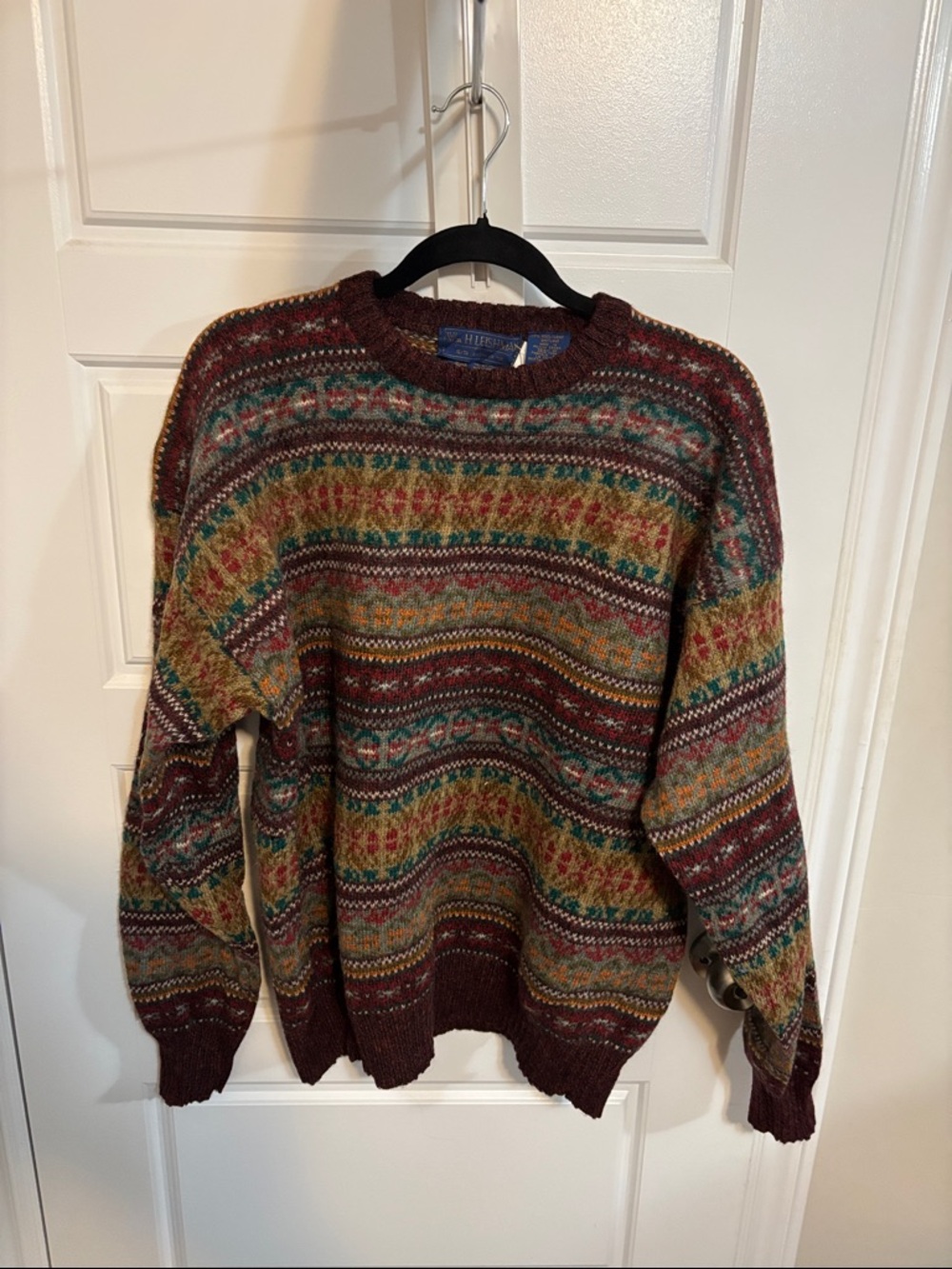100% wool- made in Hong Kong- Men's Crewneck Patterned Knit Sweater - Multicolor